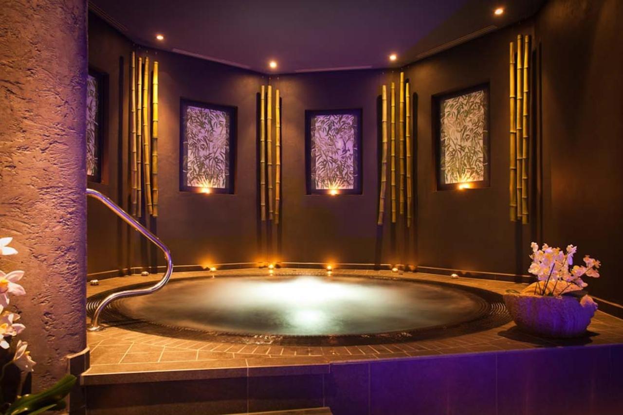 Wellness Hotel Zlata Lipa เดชชิน ภายนอก รูปภาพ