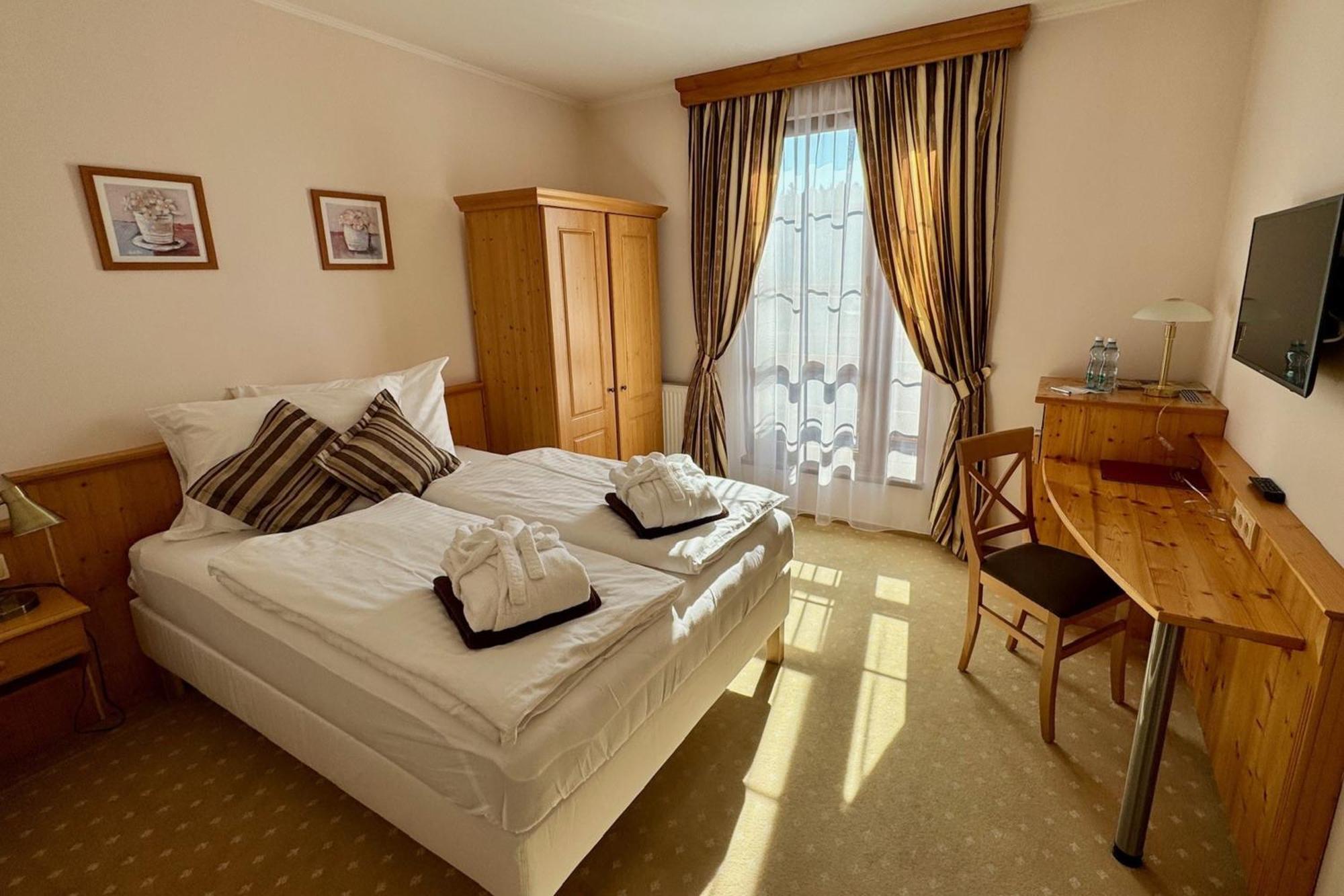 Wellness Hotel Zlata Lipa เดชชิน ห้อง รูปภาพ